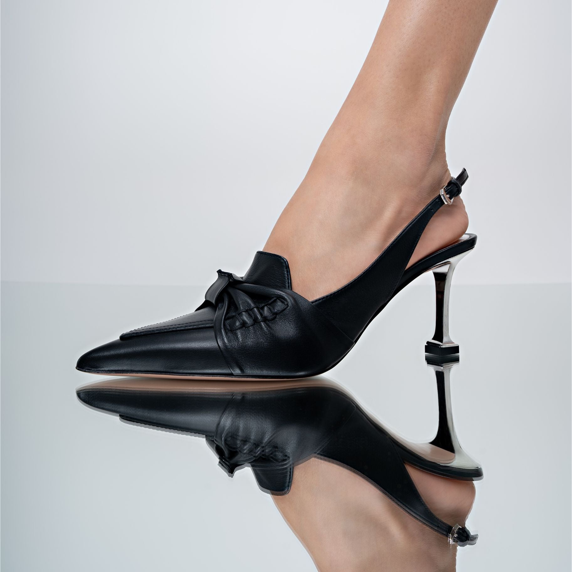 Fiorella Mid Leather Pump Pumps WINTER 23    - Schutz Shoes