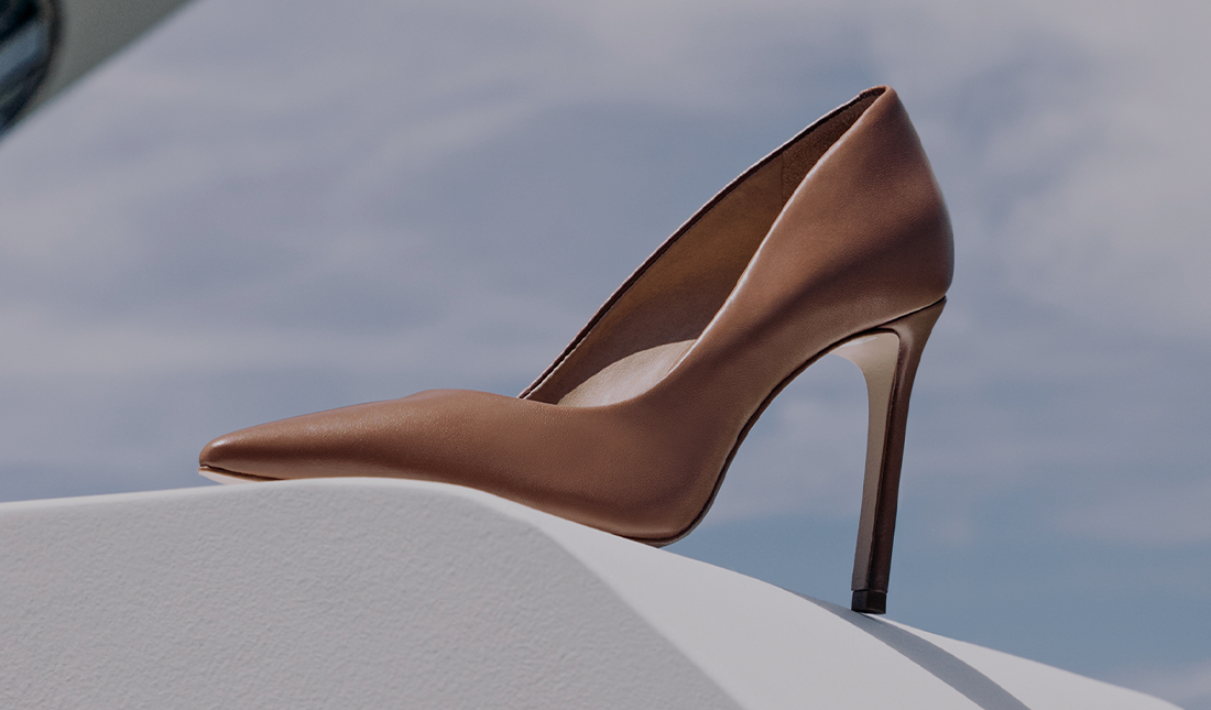 brown leather pump