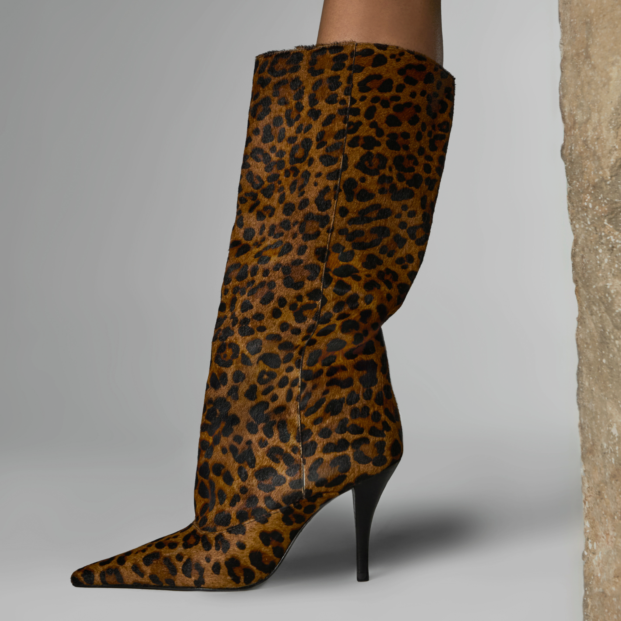 Animal print leopard boot from Schutz