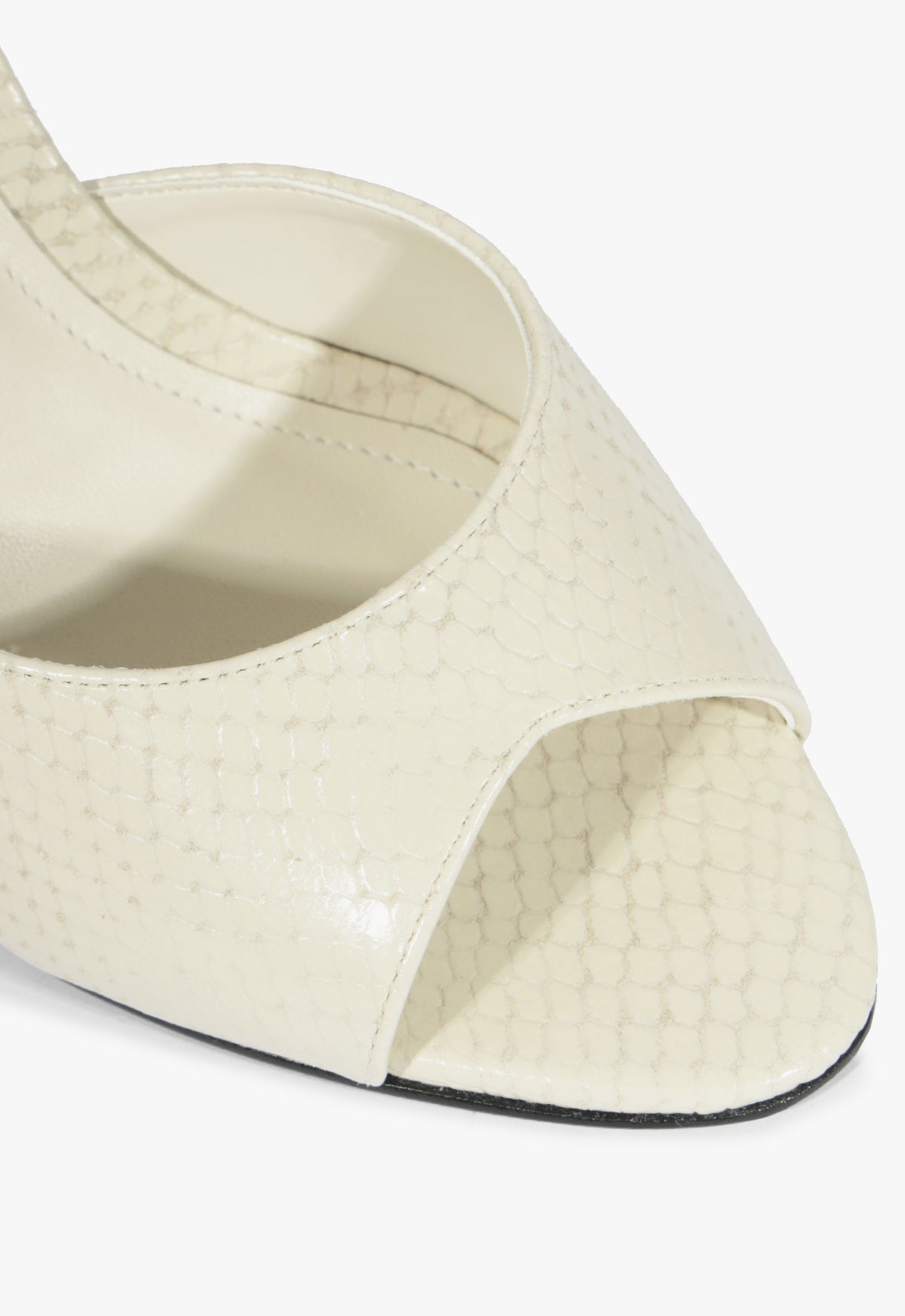 Cloe Sandal Pre Fall 25 - Schutz Shoes