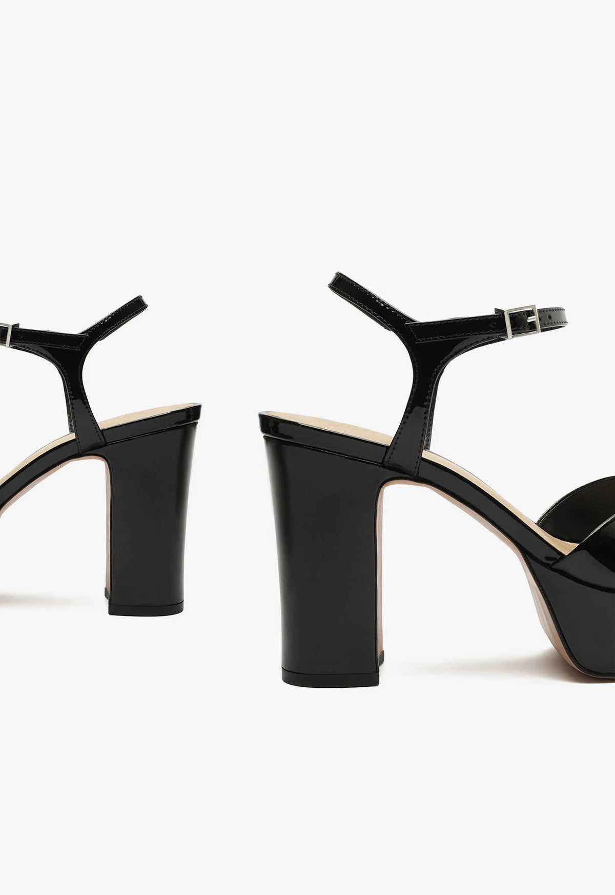 Keefa Patent Leather Sandal FALL 23 - Schutz Shoes