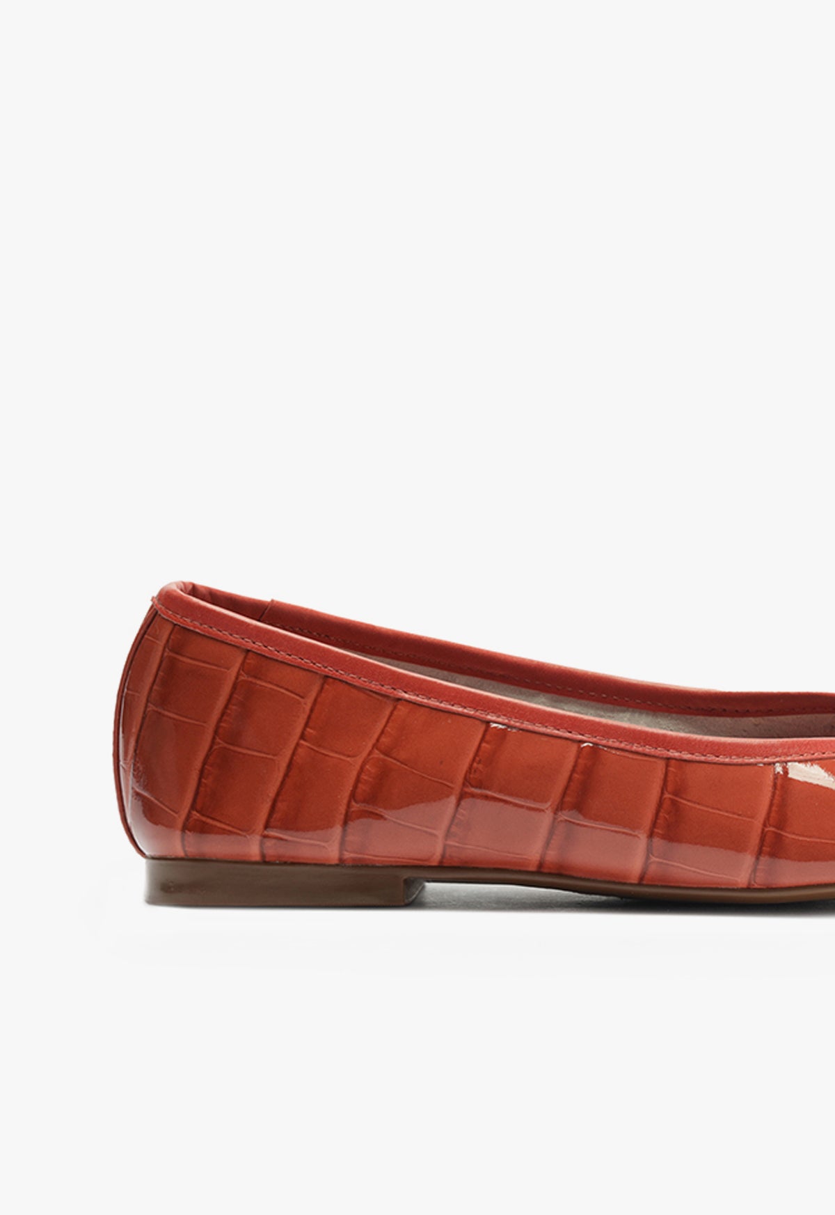 Arissa Flat Flats Resort 25 - Schutz Shoes