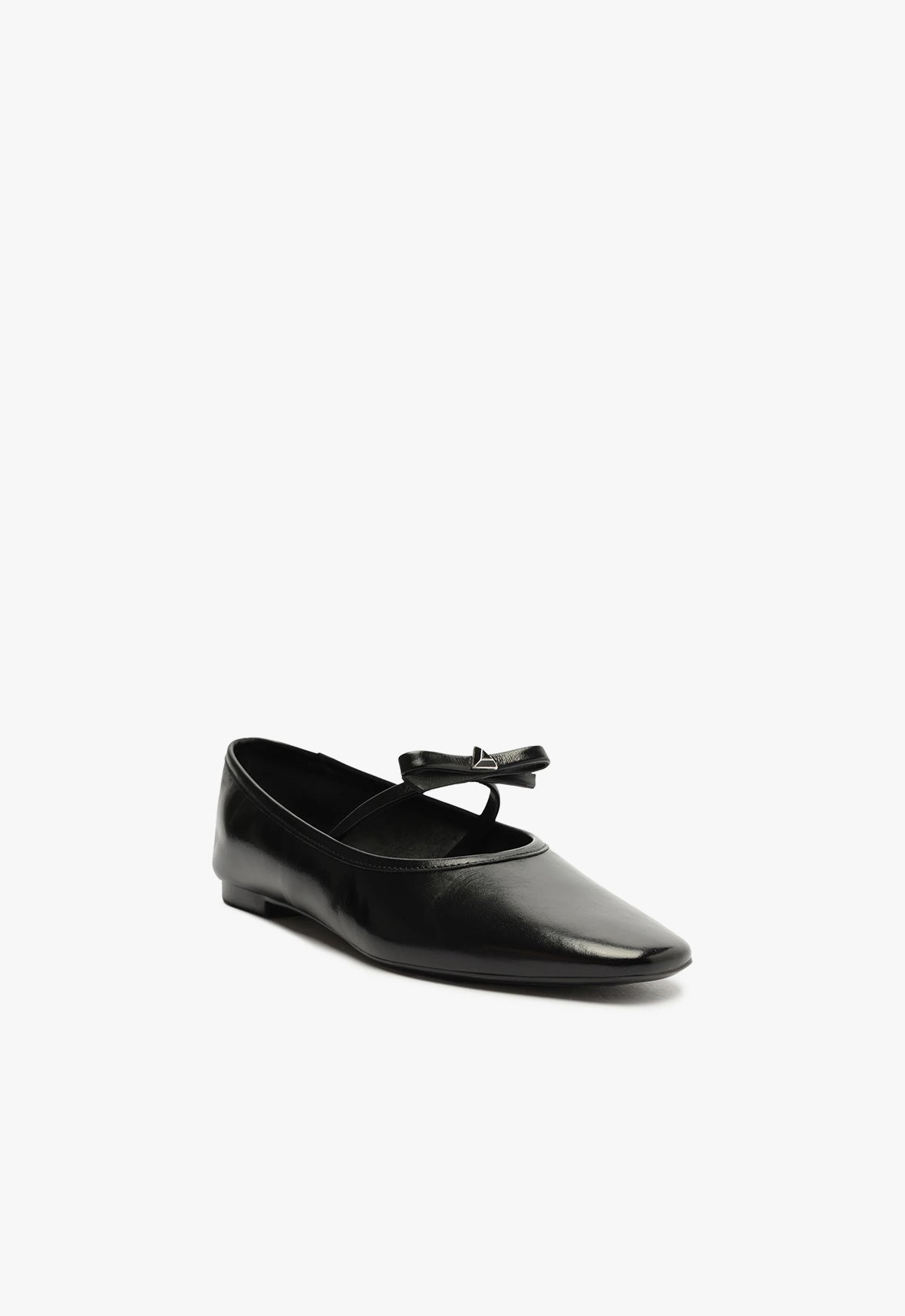 Nancy Soft Leather Flat Flats WINTER 23    - Schutz Shoes