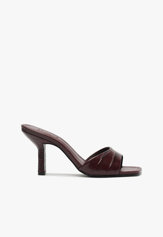 Posseni Sandal Sandals Fall 24 5 Cherry Wine Crocodile-Embossed Leather - Schutz Shoes