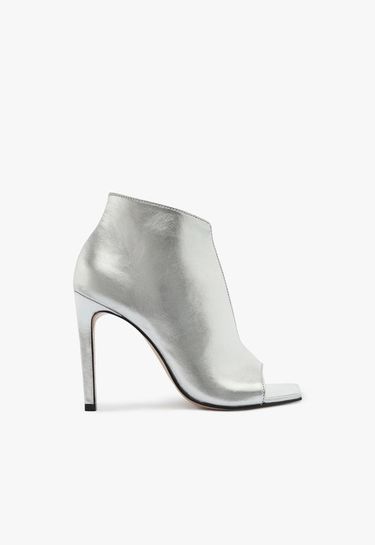 Alina Metallic Leather Sandal PRE FALL 23 5 Silver Metallic Leather - Schutz Shoes