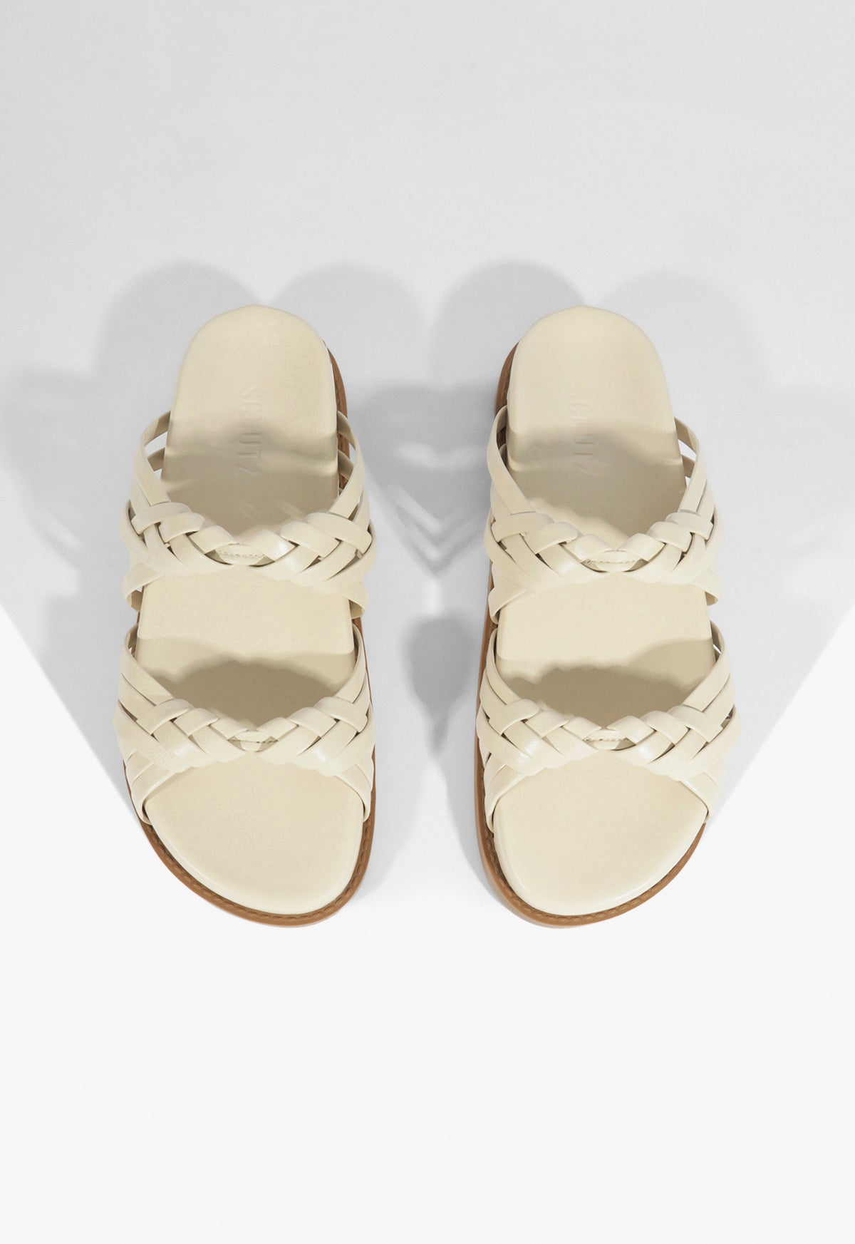 Tara Sporty Leather Sandal Resort 26 - Schutz Shoes