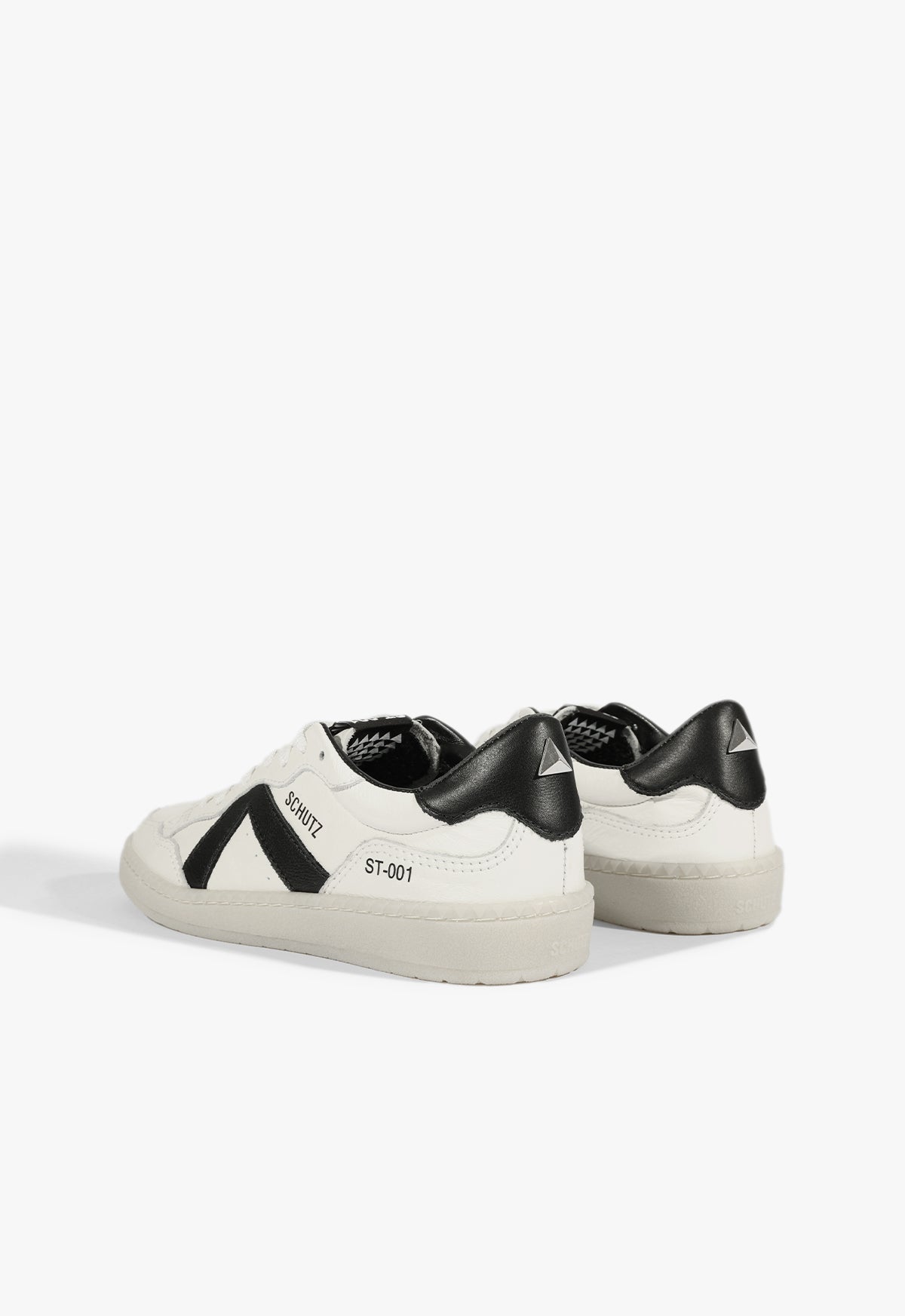 St 001 Sneaker Sneakers Resort 25 - Schutz Shoes