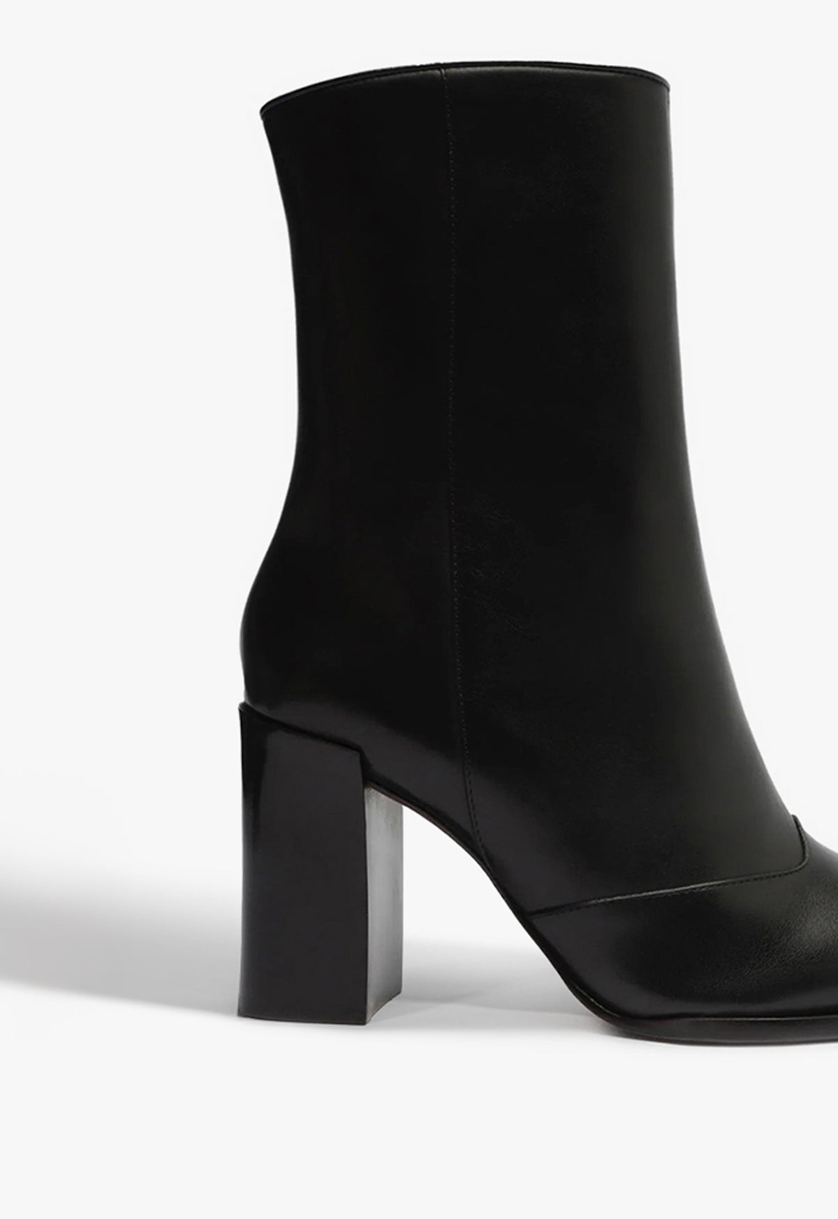 Raffaela Leather Bootie FALL 24 - Schutz Shoes