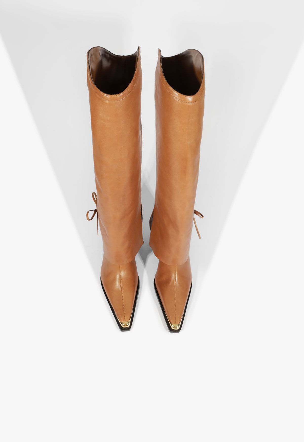 Raffaela Cloak Eyelets Boot Boots Fall 24 - Schutz Shoes