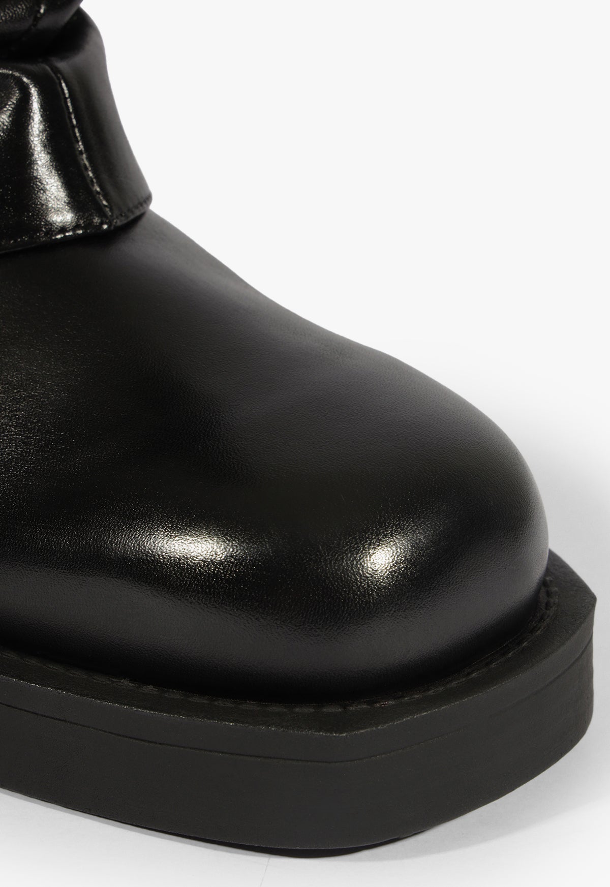 Keira Cloak Leather Bootie FALL 25 - Schutz Shoes