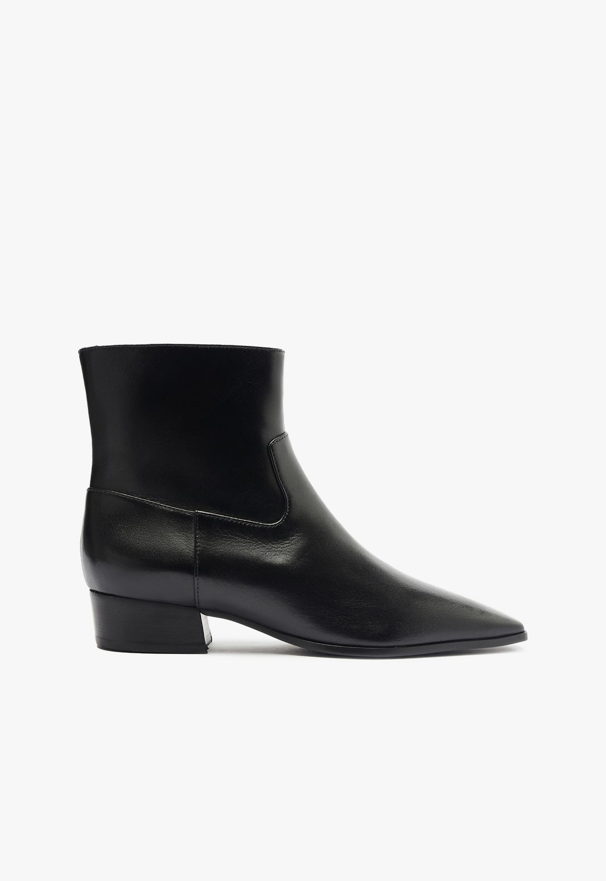 Helena Bootie Fall 24 5 Black Leather - Schutz Shoes