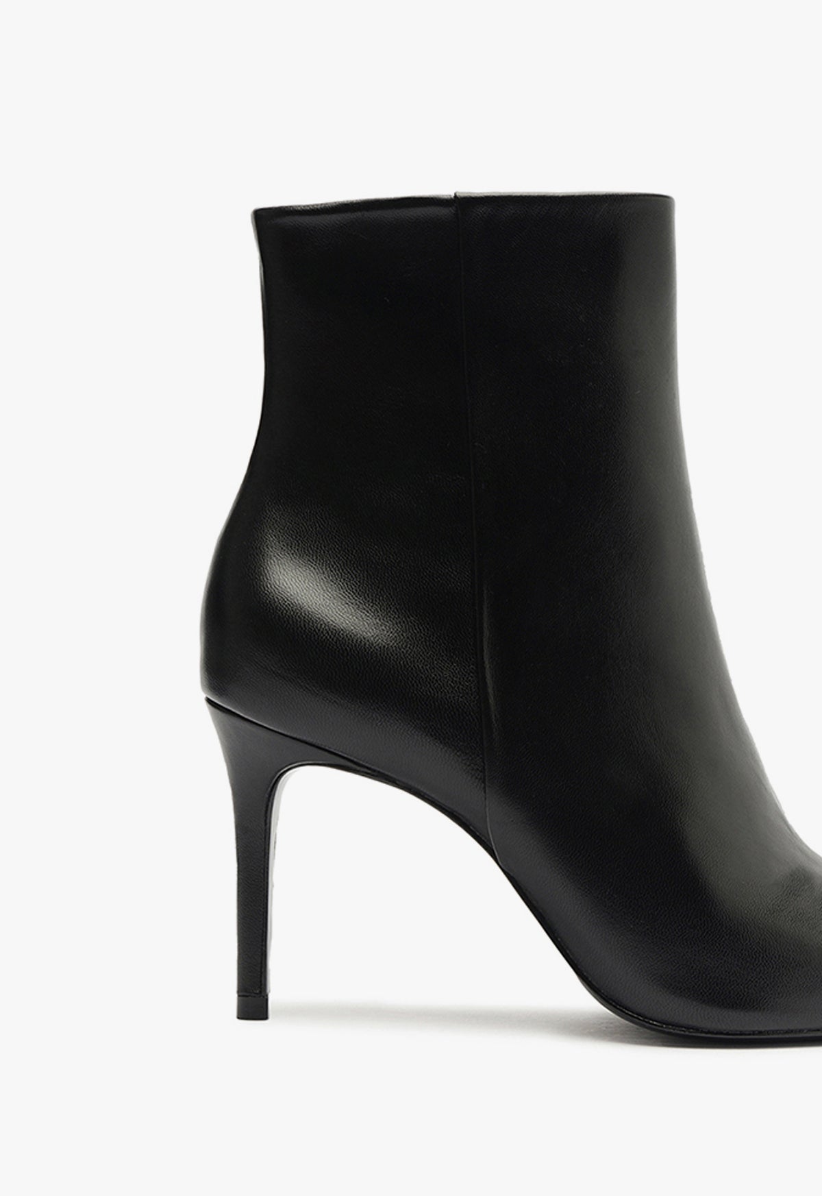 Mikki Bootie Booties Fall 24    - Schutz Shoes