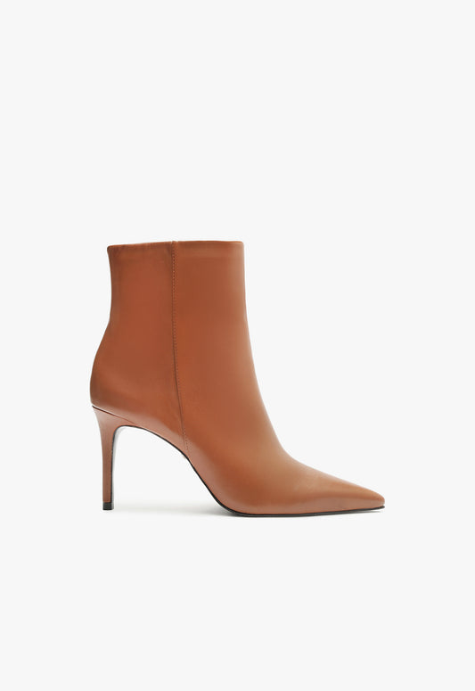 Mikki Bootie Fall 24 5 Brown Leather - Schutz Shoes