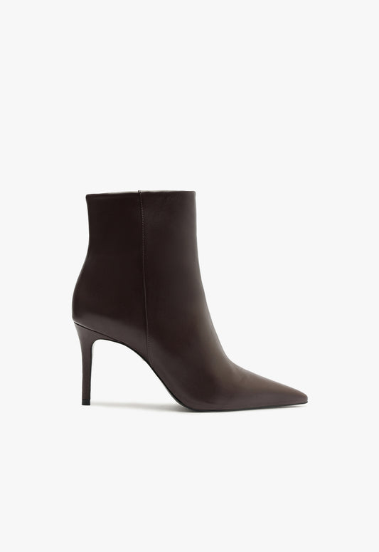 Mikki Bootie Fall 24 5 Dark Brown Leather - Schutz Shoes