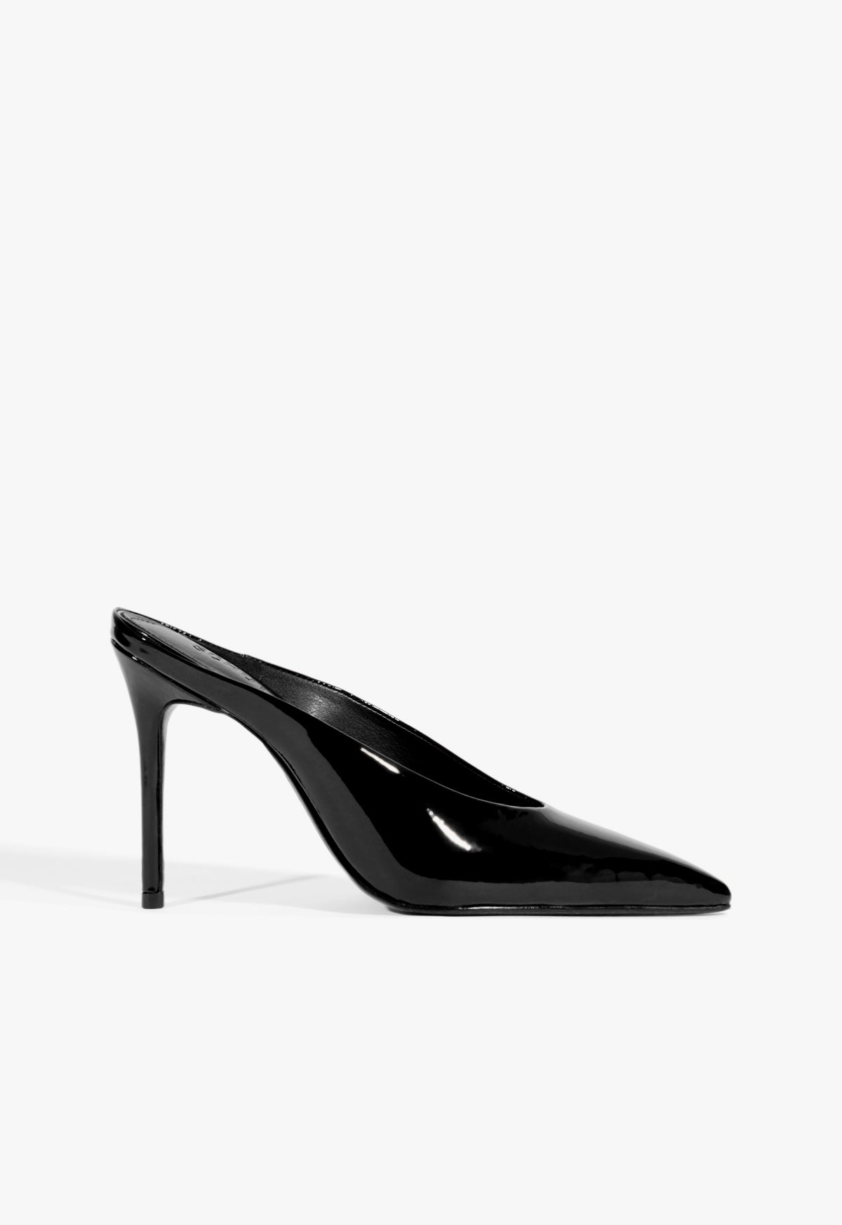 Loren Patent Pump Winter 25 5 Black Patent - Schutz Shoes