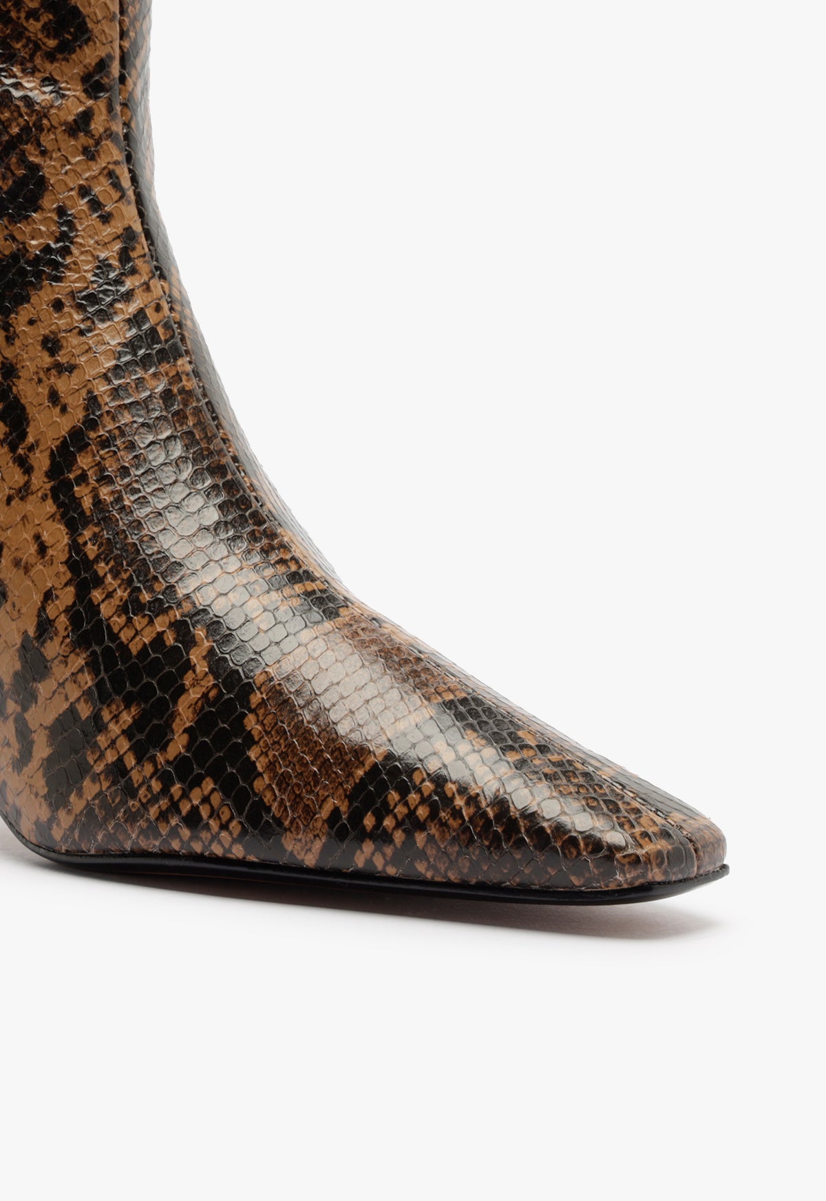 Dellia Casual Bootie Fall 25 - Schutz Shoes