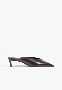 Go to related product Loren Mid Leather Pump