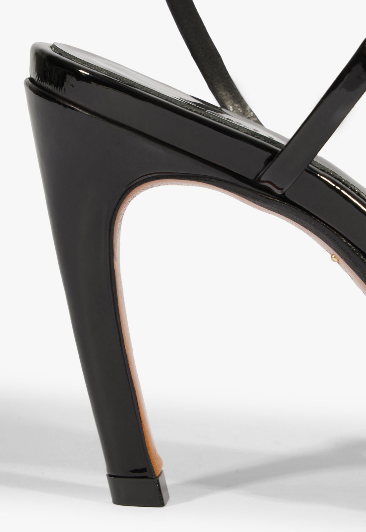 Annie Curve Patent Sandal FALL 25 - Schutz Shoes