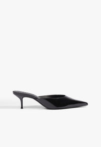 Current product Julie Patent Pump