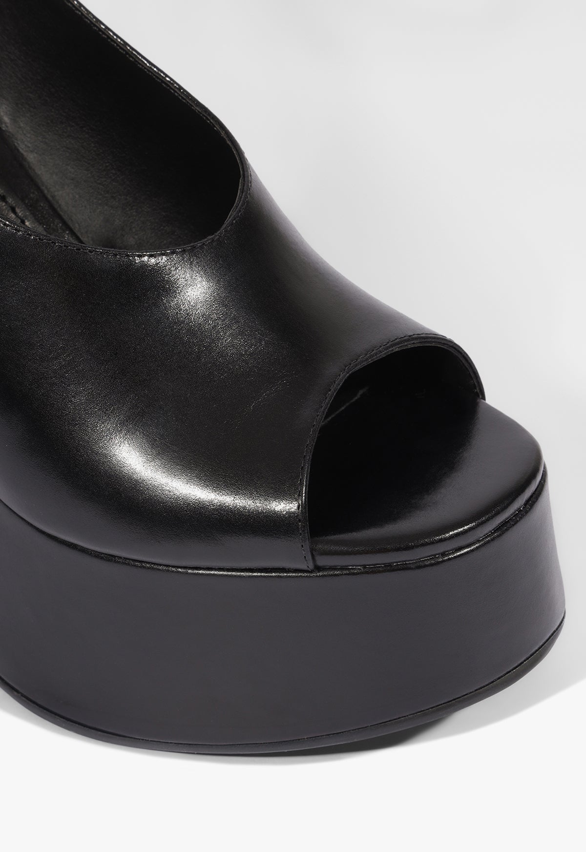 Delilah Leather Sandal - Schutz Shoes