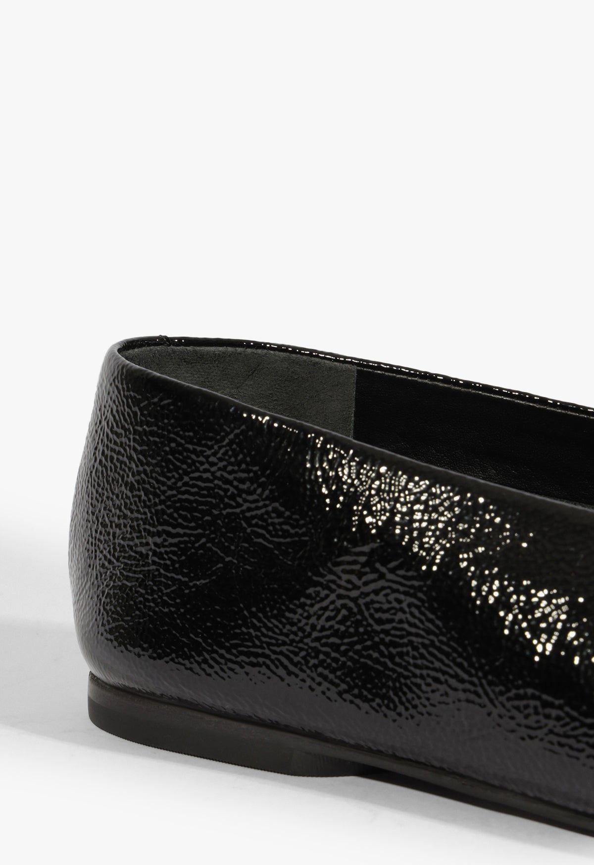 Noelle Patent Leather Flat Fall 25 - Schutz Shoes