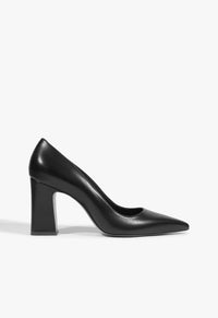 Go to related product Eleanor Leather Pump