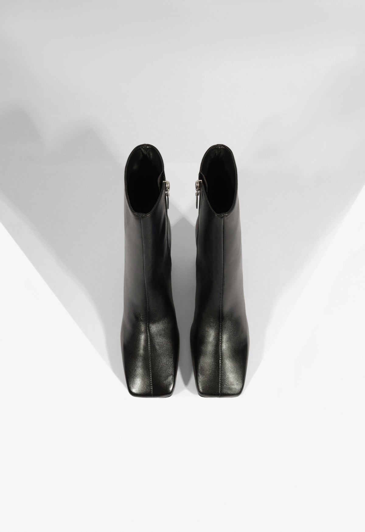 Leia Leather Bootie FALL 25 - Schutz Shoes