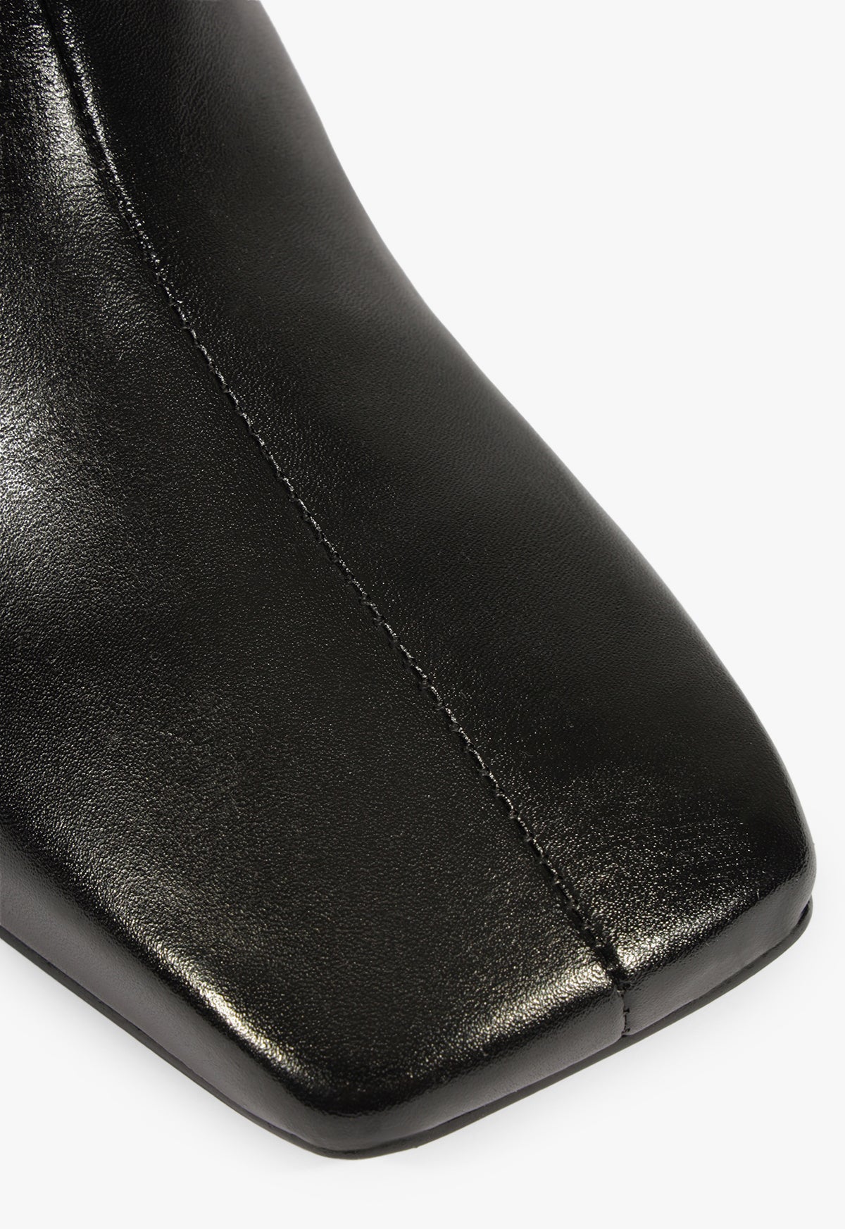 Schutz | Leia Leather Bootie | 5 us | Black Schutz | Leia Leather Bootie | 5 us | Black