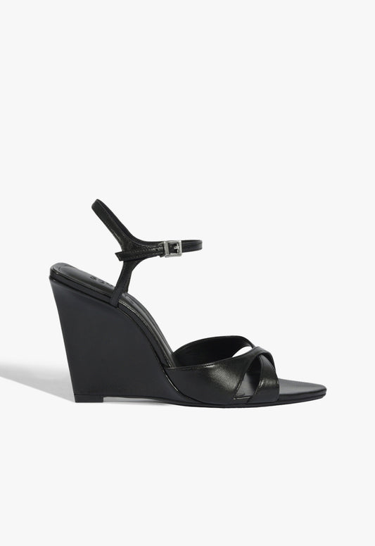 Maxine Leather Sandal Resort 26 5 Black Leather - Schutz Shoes