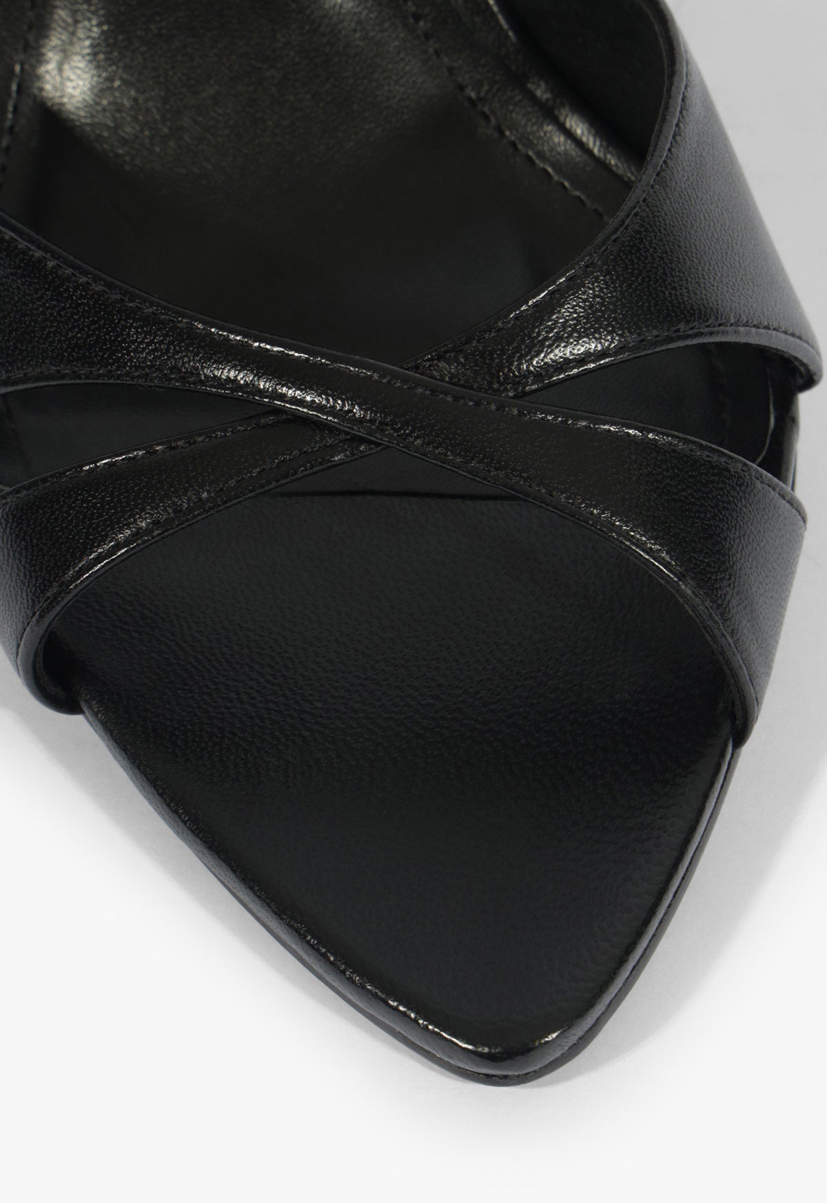 Maxine Leather Sandal Resort 26 - Schutz Shoes