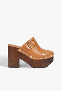 Go to related product Piper Leather Pump