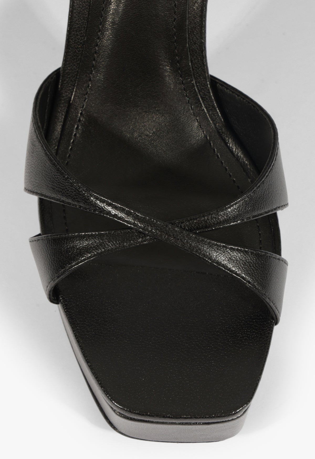 Maxine Leather Sandal Resort 26 - Schutz Shoes