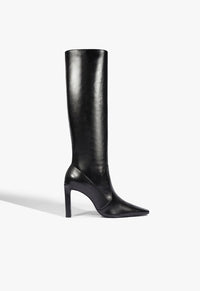 Go to related product Ulla Up Leather Boot
