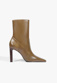 Go to related product Ulla Leather Bootie