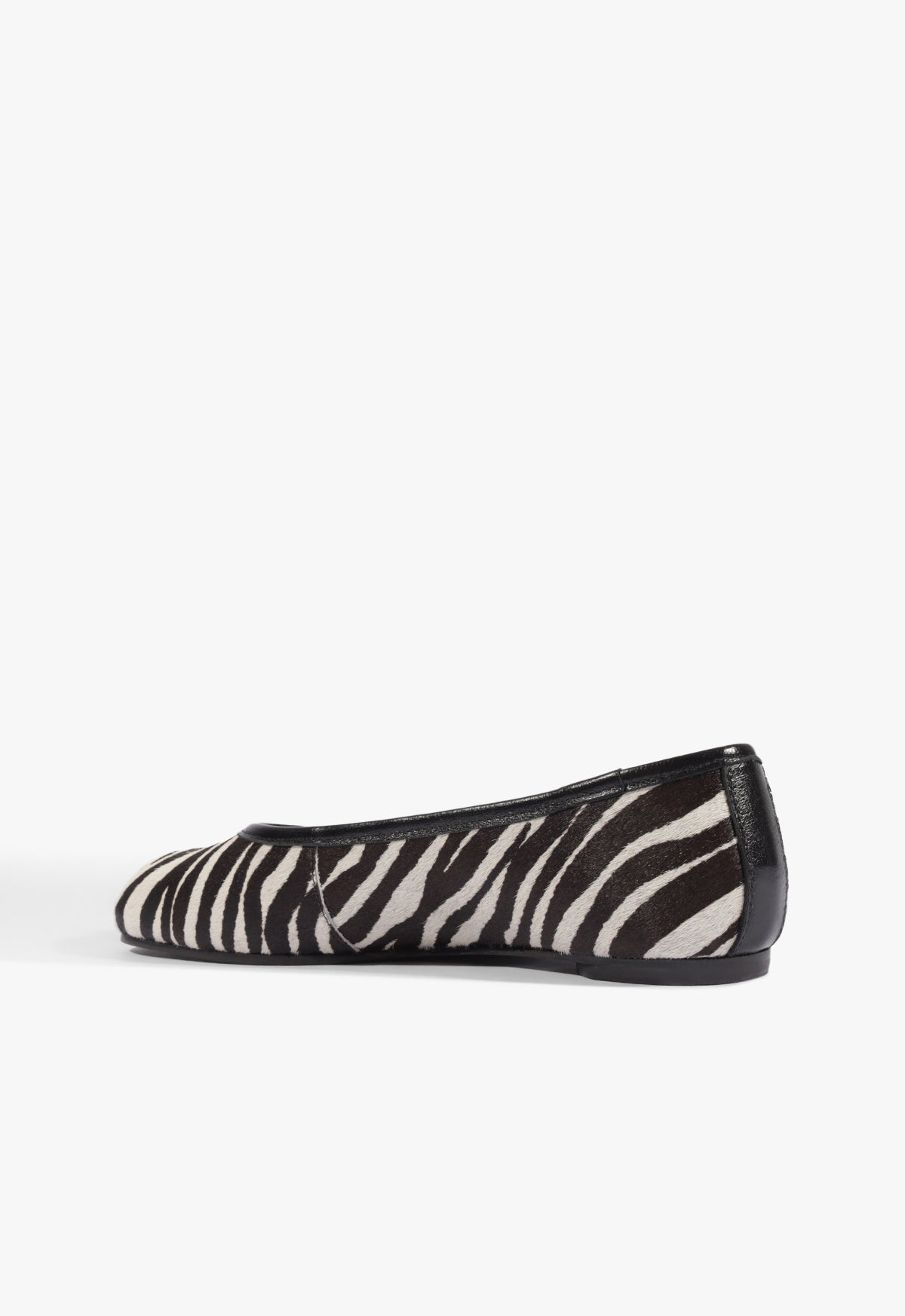 Yumi Flat - Schutz Shoes