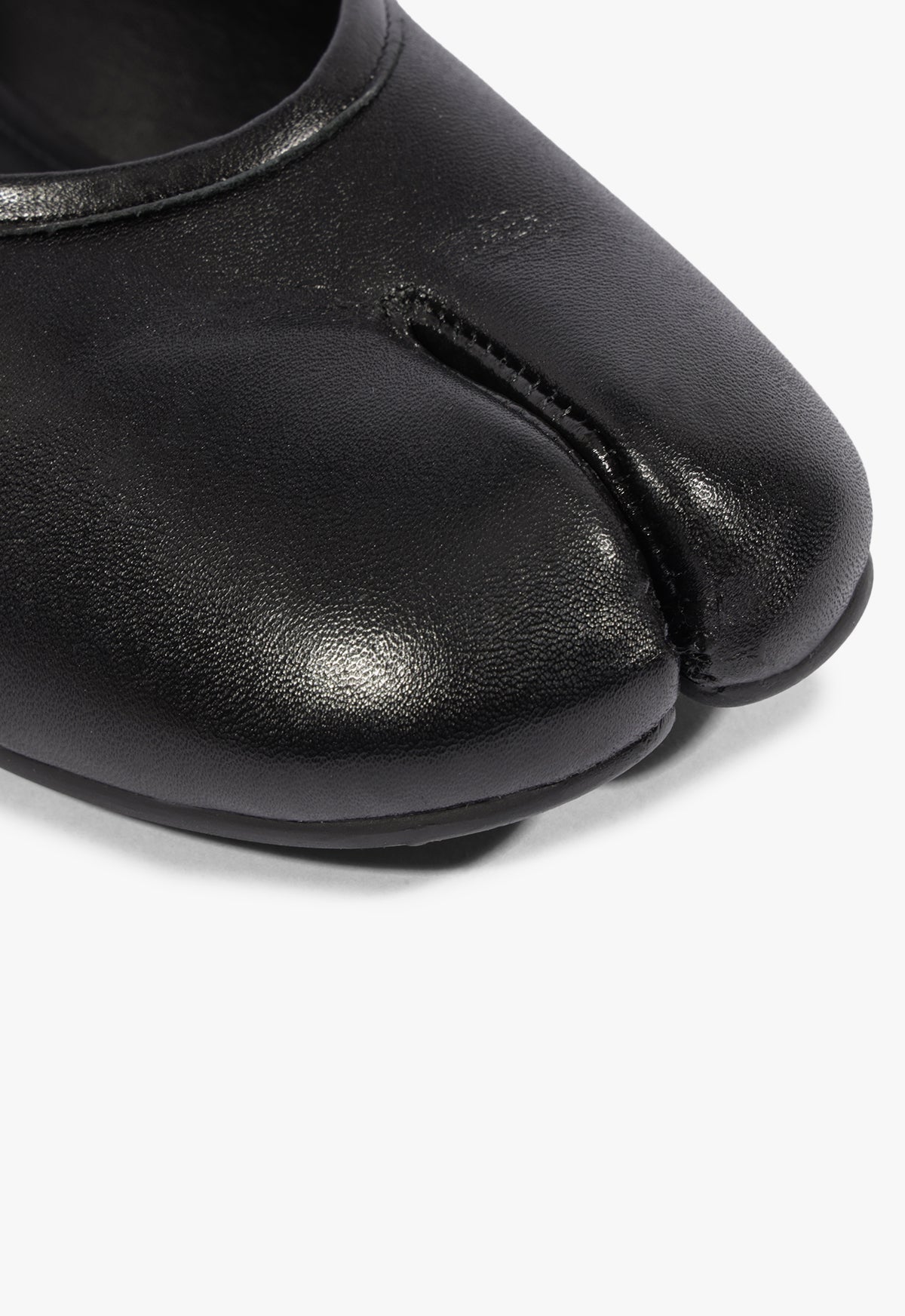 Yumi Flat - Schutz Shoes