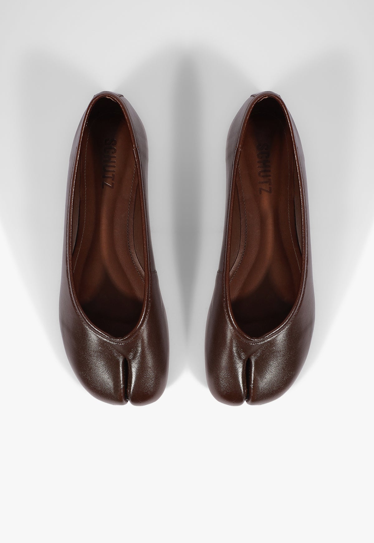 Yumi Flat - Schutz Shoes