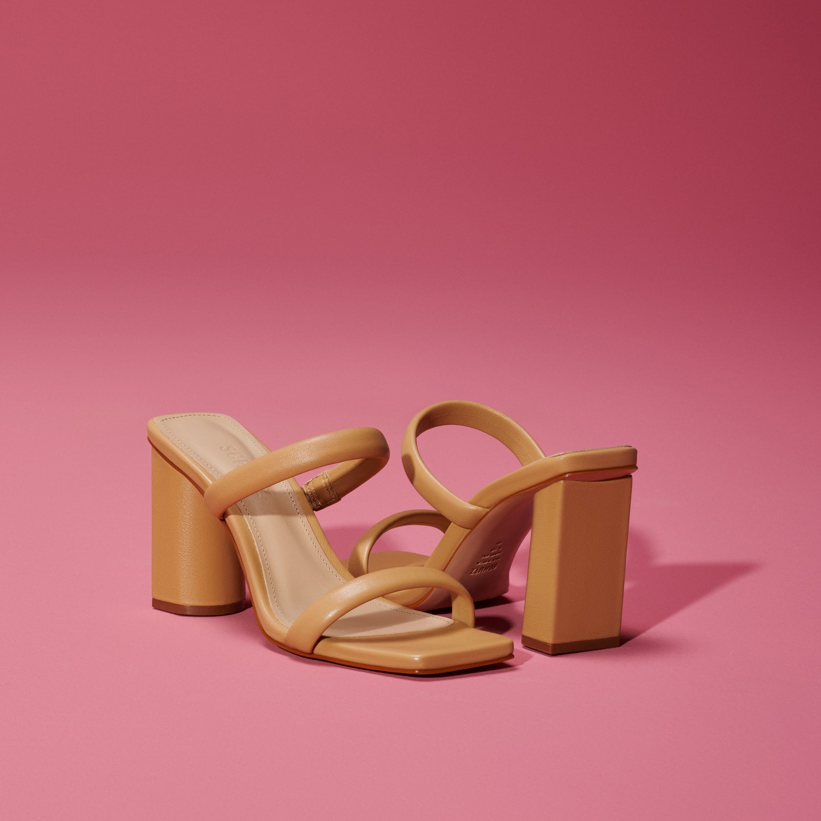 Ully Nappa Leather Sandal – SCHUTZ