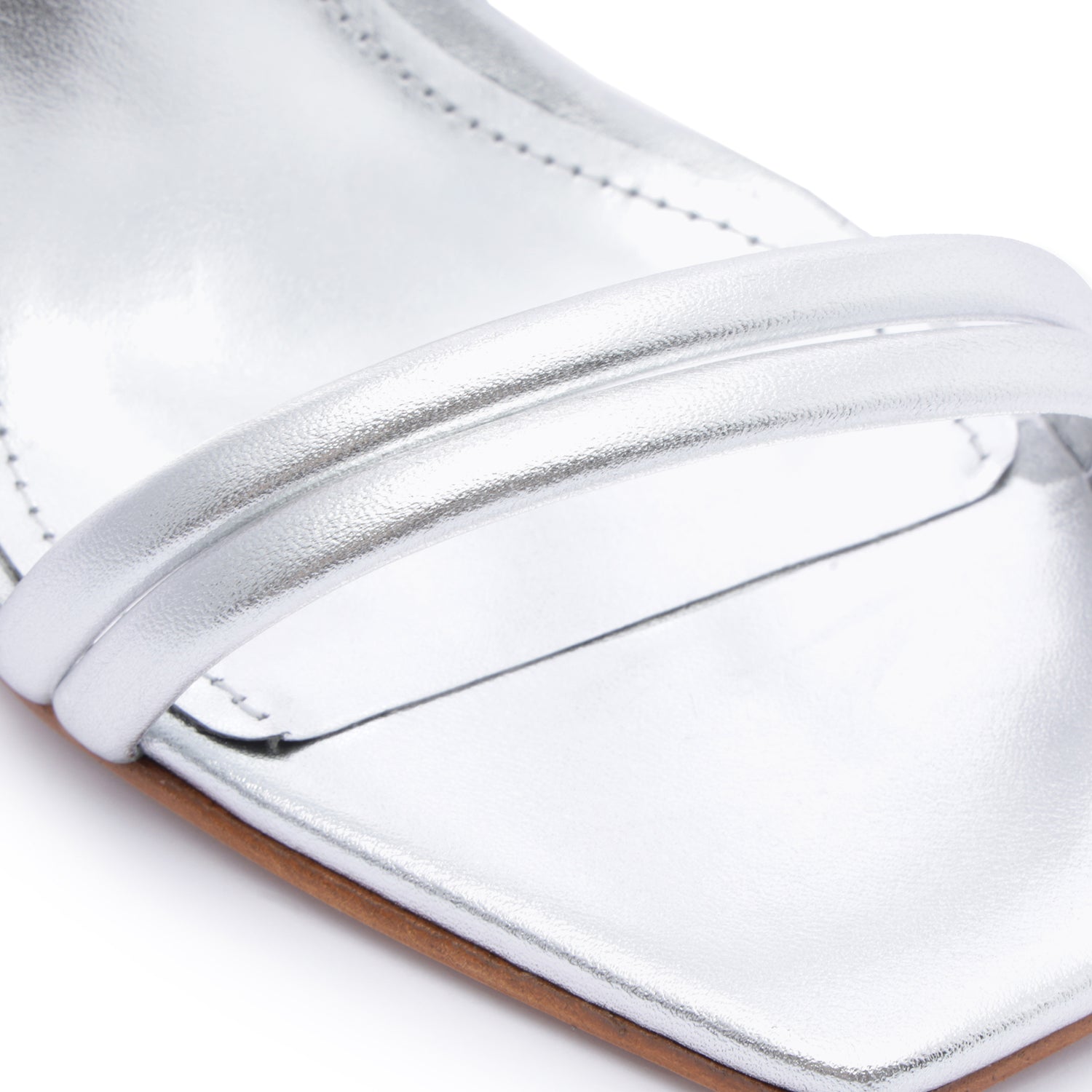 Nylla Casual Metallic Leather Sandal Silver Metallic Leather